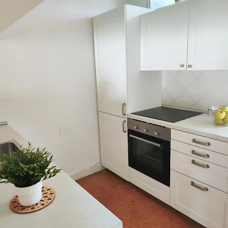 Balandros 116 アパート